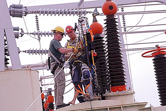 专业“电力网络和电气设备电工”：培训，职责，职位描述