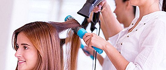 Jobbbeskrivning av en frisör: arbetsuppgifter och prov