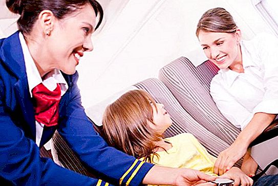 How much do stewardesses get at Aeroflot?