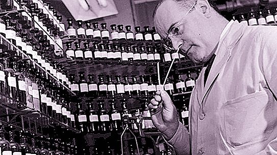 Profesion perfumer: sejarah, perihalan bagaimana menjadi perfumer